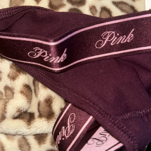 New‎ PINK
LOGO COTTON SHINE HIGH-LEG THONG PANTY - Picture 5 of 5